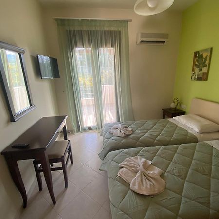 Eligia Villas Mixorrouma Ngoại thất bức ảnh